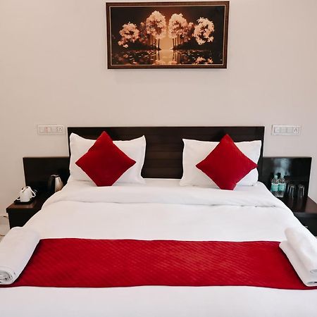 Corbett Nature Walk Resort รามนาการ์ ภายนอก รูปภาพ