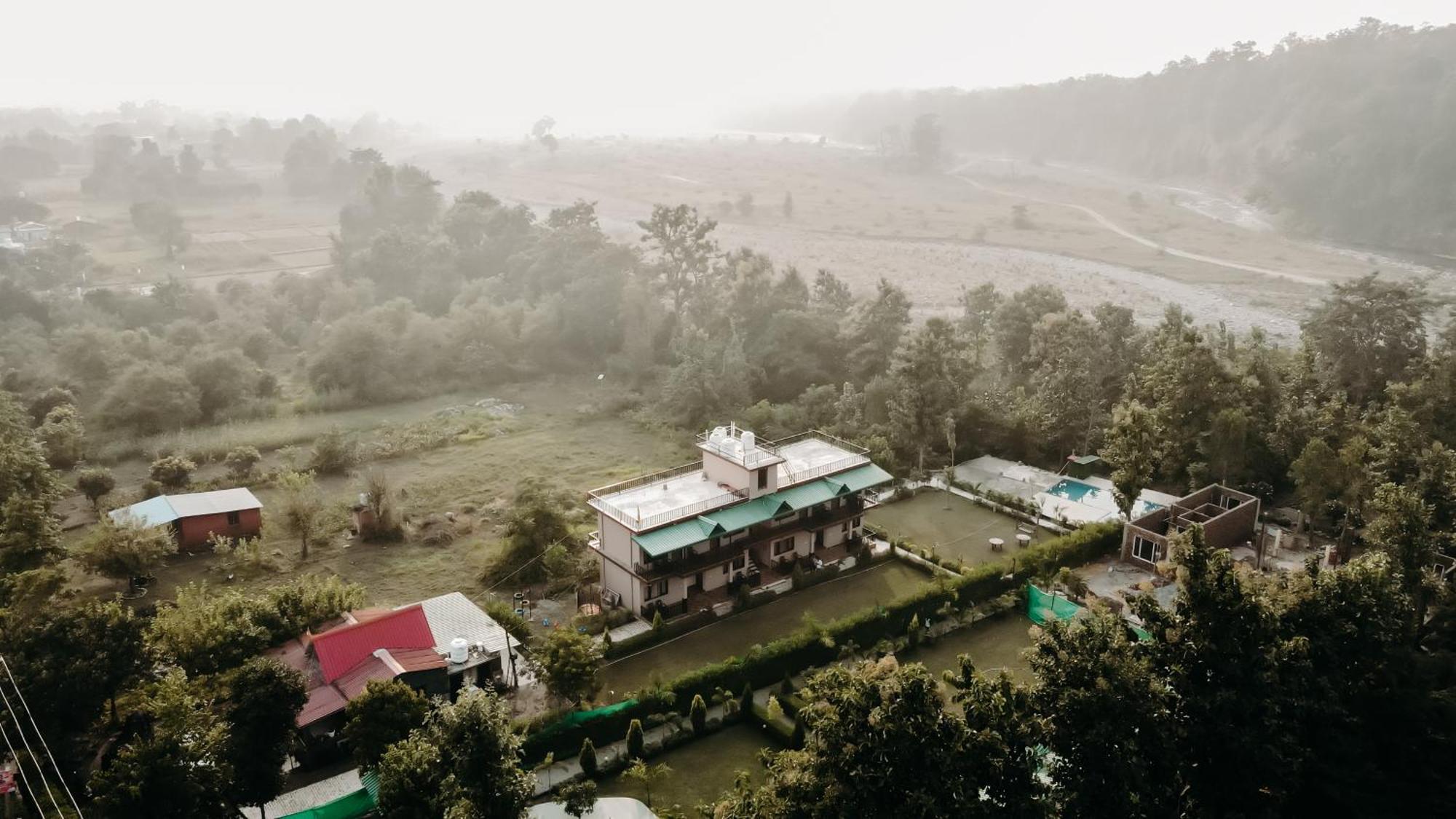 Corbett Nature Walk Resort รามนาการ์ ภายนอก รูปภาพ
