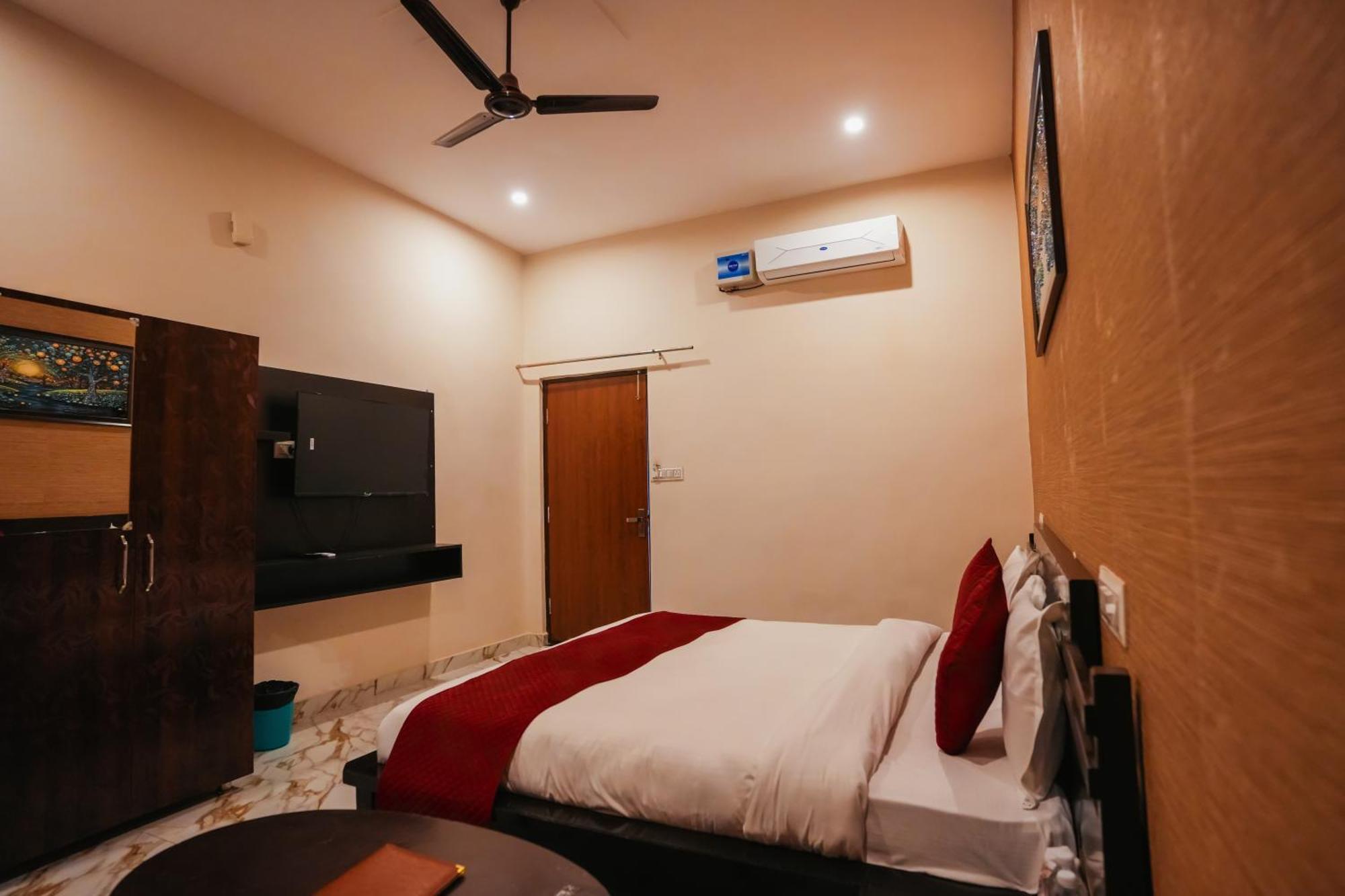 Corbett Nature Walk Resort รามนาการ์ ภายนอก รูปภาพ