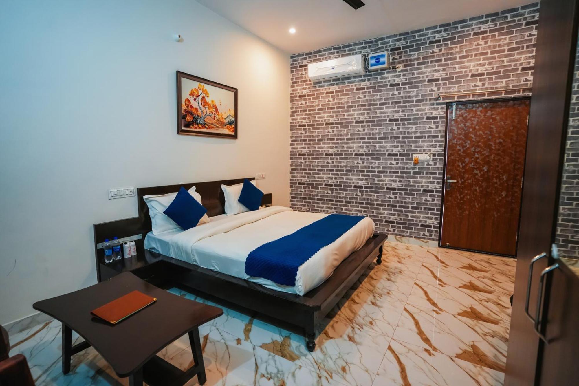 Corbett Nature Walk Resort รามนาการ์ ภายนอก รูปภาพ